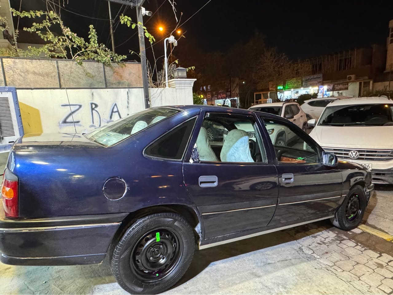 اوبل ڤيگترا موديل 1995 ليدروي نيه بوياغ عامه بو جواني كراوه گيرو مه كينه ي به شه رت مه كينه ي صني ته بريد له سه ر سويج رقم موبيل *********** سعري 48معماله كركوك, العراق
