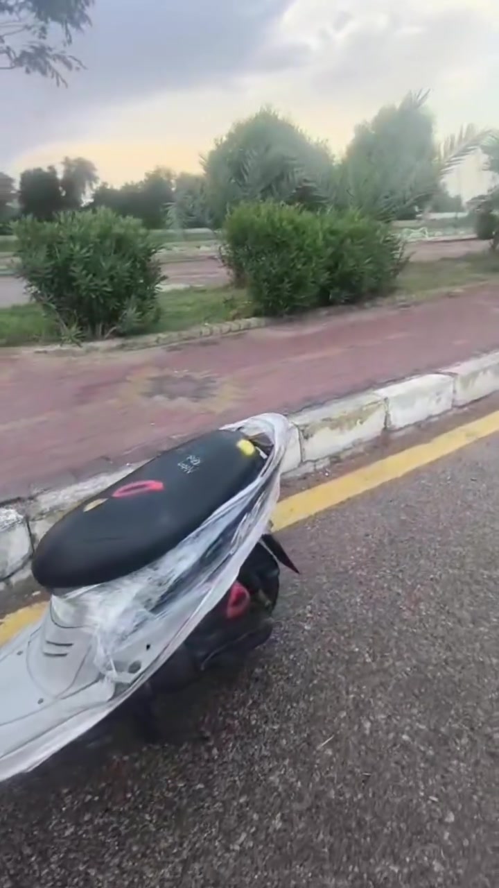 السلام عليكم دراجه ماكس منغولي للبيع صاله شهر ونص من طلعت من الوكيل دراجه  مكيتنها مال مفتوحه وختم واحد ومعتني بيها دهنها كله درجه اوله وبانزينها كله محسن السعر 900وبيها مجال موجود خاص وهاذ رقمي***********
