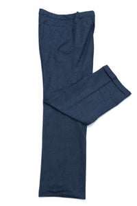 ملابس • قطع • أول مشترٍ