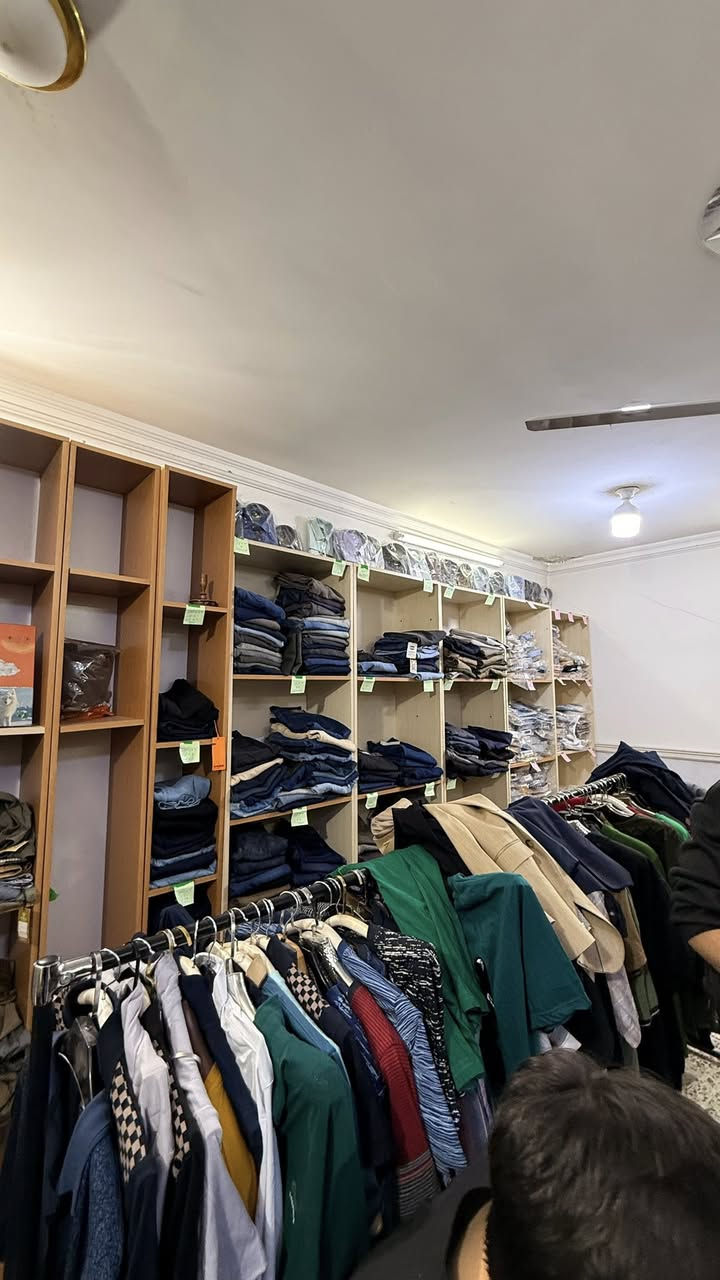 رفوف بنطرون MDF سعر حلو ومرتب الي يخدمه يراسلني ***********
