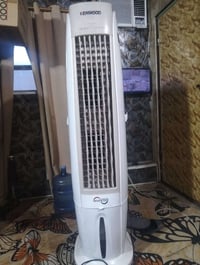 مبرده البيع حجم كبير استعمال شهر واحد جديده بس ضاع ريموت مالته بس عادي...