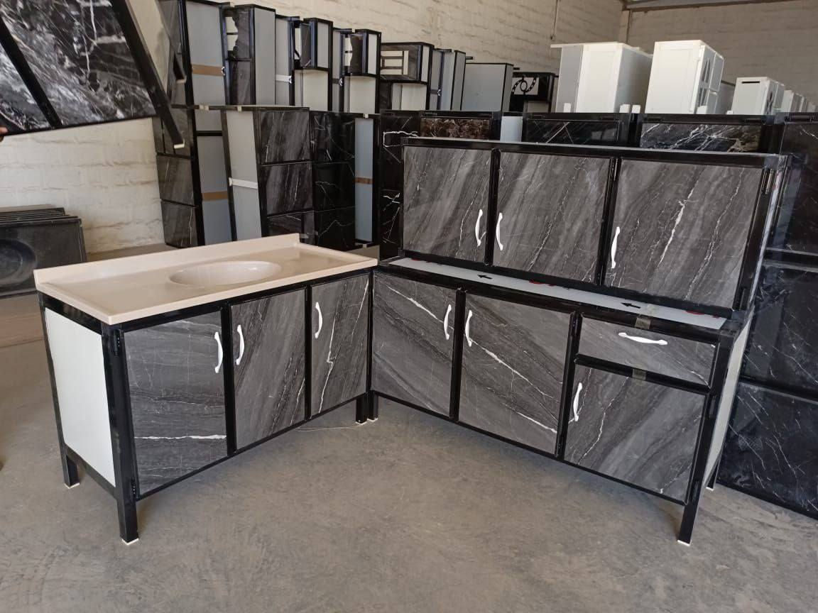 كاونتر مترونص  ارضي.وملحق مترونص  

وسنك متر و 20 سم .


**إذا كنت صاحب هذا الإعلان وتريد حذفه لأي سبب، رجاءا أرسل رسالة إلى الدعم الفني**