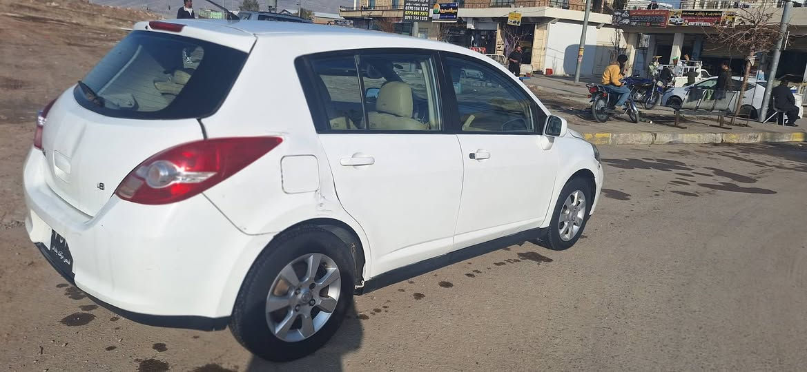 نیسان تیدا ٢٠١١ براوەی دوبەی 
سلێمانی 
*********** السليمانية, العراق
