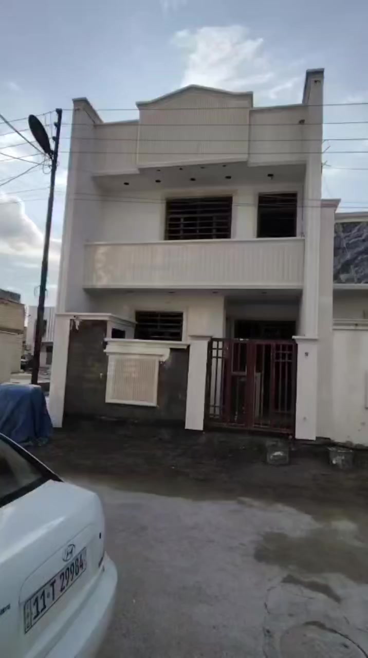 السلام عليكم,
⬅️ بيت البيع🏠➡️موقع بغداد 🌍↪️
⬅️ في منطقة طالب العلي ➡️
،⬅️النزاله الوله ➡️
⬅️البيت مساحته 100متر،➡️
⬅️ واجهة6وربع ونزال 16. ➡️
⬅️طابوزراعي سند 25بي
 قرارمحكمه ➡️
⬅️تابع المقطع وشوف➡️
↩️شغل درجه اوله↪️
،⬅️تفاصيل البيت من داخل➡️
✅فرصة ذهبية للاستثمار ألسكن 
⬅️الاستفسار أكثر المراسله خاص➡️ 
أو الاتصال ع هذا الرقم 📞

***********واتساب 
عبدالله السامرائي 🤳
