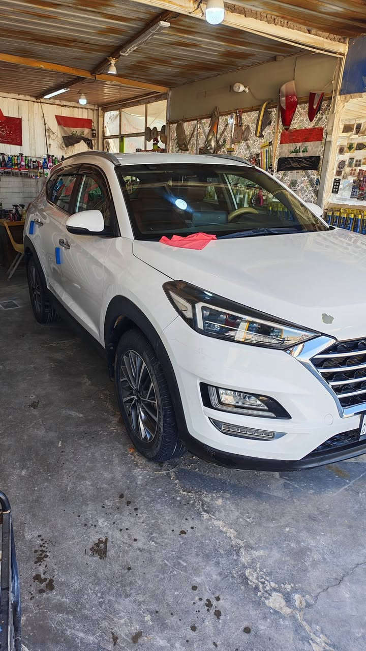 انتباه عروض بوليش وكافه العنايه باسياره 40٪ لمده شهر 😱 
العنوان الديوانية حولي الجامعه قرب سكه مجاور حمامكو بيروت 
📞 أو وات ساب ***********
