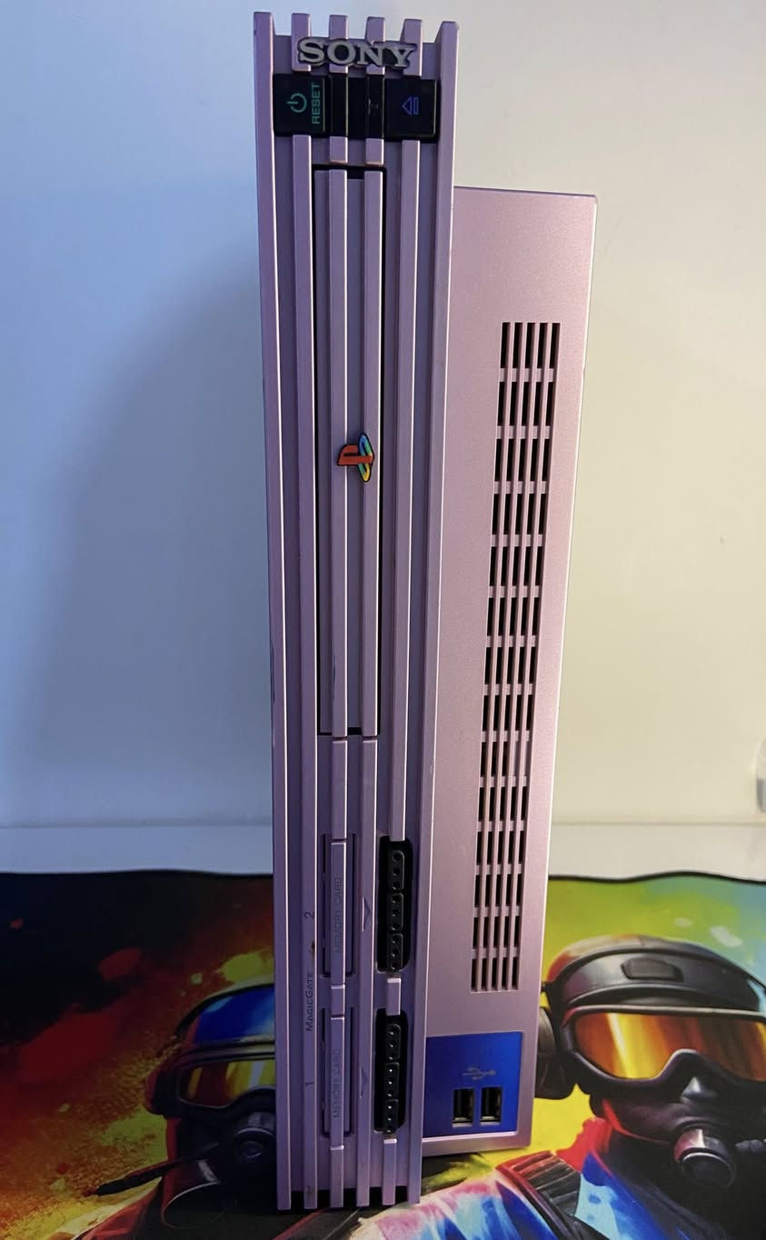 متوفر بلي ستيشن تو فري ريجن يشغل كوبي واصلي وفلاش لون وردي بس شخوط بسيطه بلكفر كامل ملحقات مع 3 اقراص هديه سعر جهاز 90 
بي مجال لشراي


**إذا كنت صاحب هذا الإعلان وتريد حذفه لأي سبب، رجاءا أرسل رسالة إلى الدعم الفني**