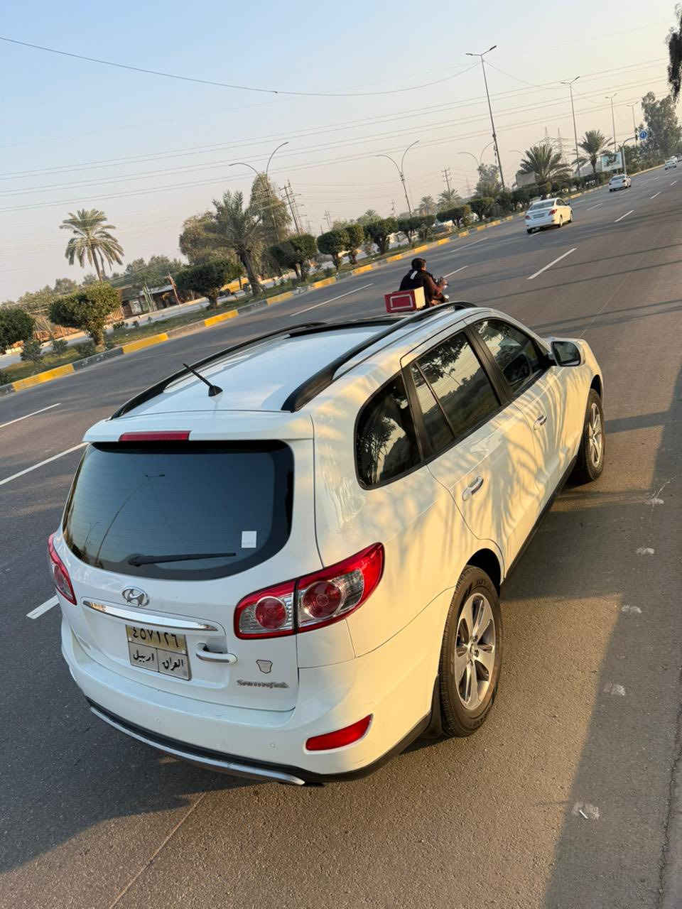 للبيع ‭0770 685 4797‬ السعر143
سنتافي موديل 12 فول مواصفات 1/1رقم أربيل محرك 2400دوش بيها صبغ جاملغ امامي فقط السيارة جديدة جدا وجاهزه من كير ومحرك حداديه تخم تاير جديد تبريد تدفئه السعر 143 مكان السياره كربلاء المقدسة
