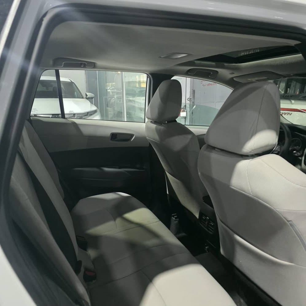 السللم عليكم
للبيع كورلا كروز 2022
 LE black top
  المواصفات 
فتحة سقف سلايت 
شحن واير ليس
بصمه ابواب وتشغيل 
داخل بيجي المرغوب
تبريد مركزي قطعتين 
فول تحكم ستيرن 
رادار امامي وخلفي وجانبي 
توقف ذاتي 
تحديد مسار 
ويل كب 
اشاير بالمري
لايت وبك لايت لد
ماشيه فقط ١٨ الف ميل
حادثها فقط جاملغ
 بدون دواخل بدون ايرباك
العنوان اربيل 
للاتصال *********** أربيل, العراق
