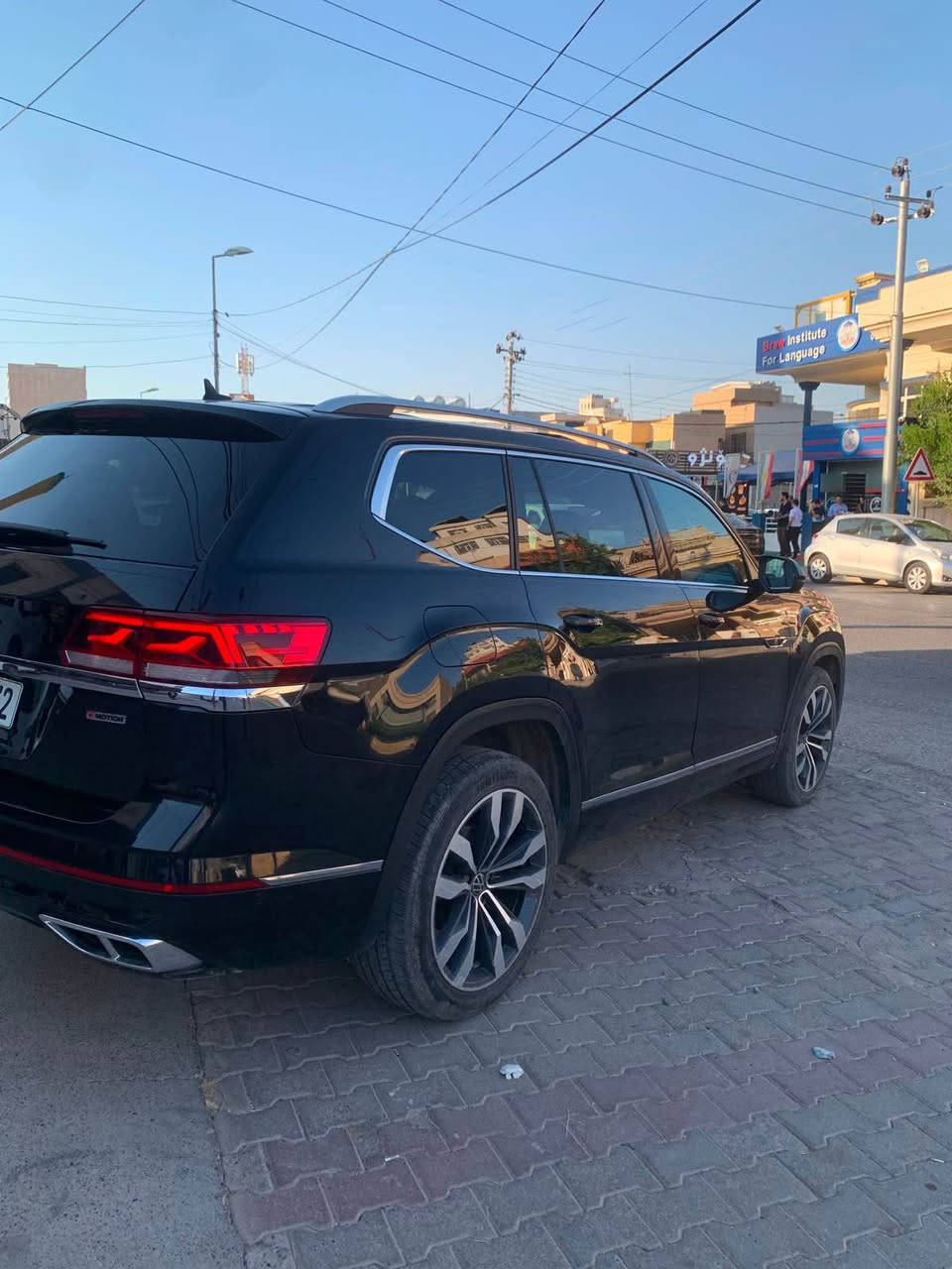 Atlas family 2022 
cod / 299#
مواسفات R line 
سێ ڕیز کوشن VIP 
پانۆڕاما
بێ سبوغ 
۱ دەرگا پشت بیلاد گۆڕاوە 
بێ ناوگرتن ، ئێڕباگ شان 
مەکینە / V6. 3.5 کەپس 
ڕەقەم و سەنەوی نوێ 
ڕۆیشتن / ٦٨ هەزار کم

نرخ / ٢٦٩ $
*********** أربيل, العراق
