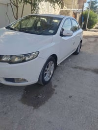 بيع او مراوس  سيراتو ٢٠١١ جديده رقم ديالى بدون نقص حدادية ٩٠ بالمية با...