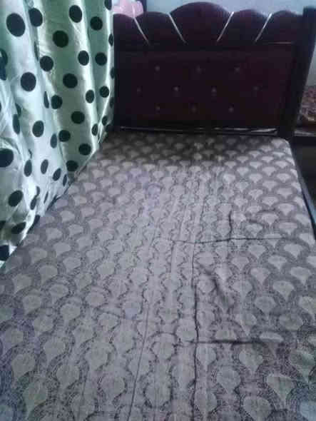 اغراض للبيع 
حي الوحده مدخل السبعاوي قرب جامع الاحمد او مدرسة المامون 
***********
***********
