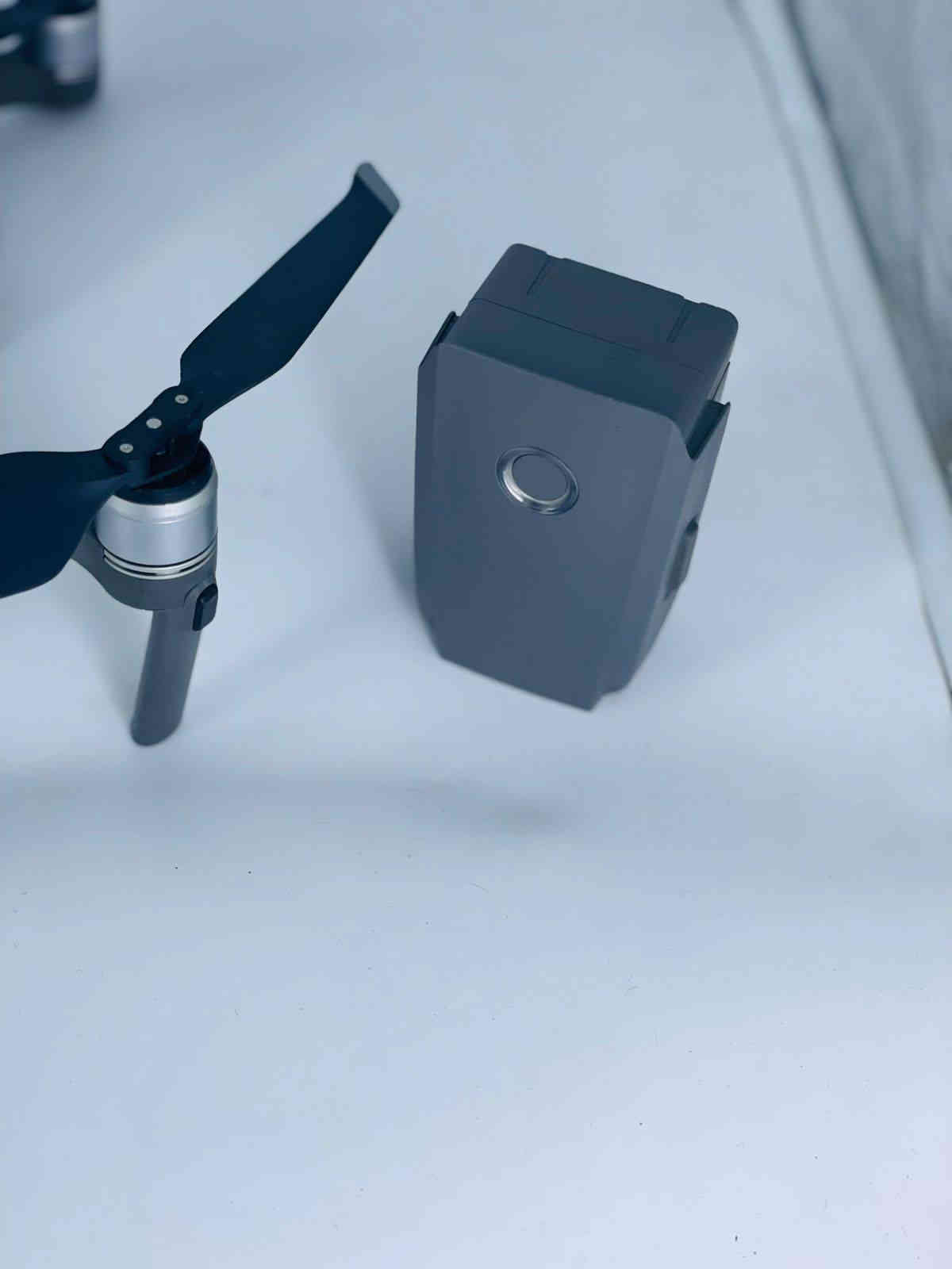 متوفر مافك تو  قيم بنور الله أبيعك ماكو ولا غلطة نقص الكفر الشفاف فقط
