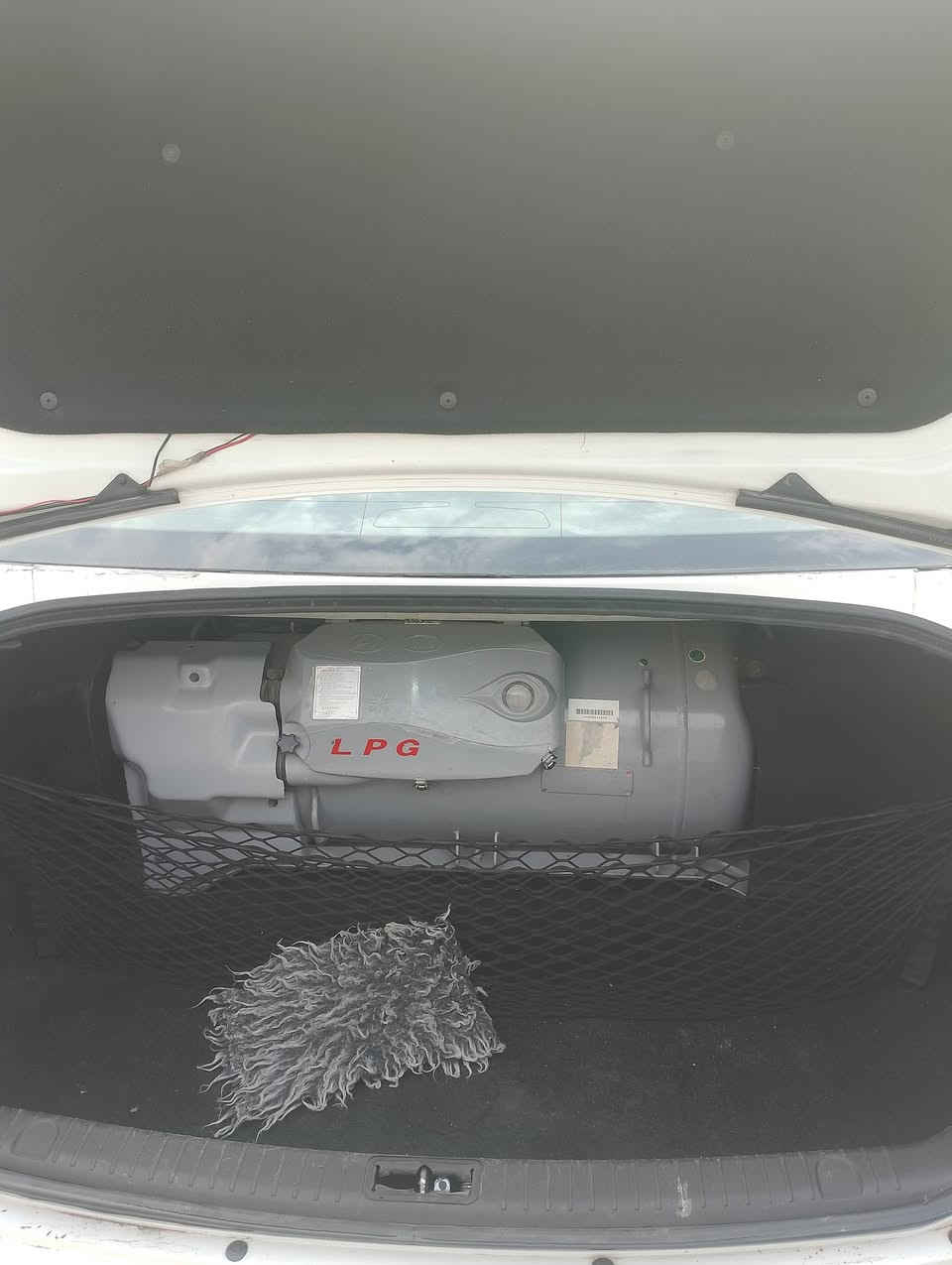 البيع سوناتا يامديل 10ادوات كصه جنطه متومه كامله كليزي رقم وسنوية جاهز غاز بلاد انس صرف سياره مابيه نقص كامله مكان سياره بصره سعرها 53 بيه مجال *********** اذا اكو مراوس عادي
