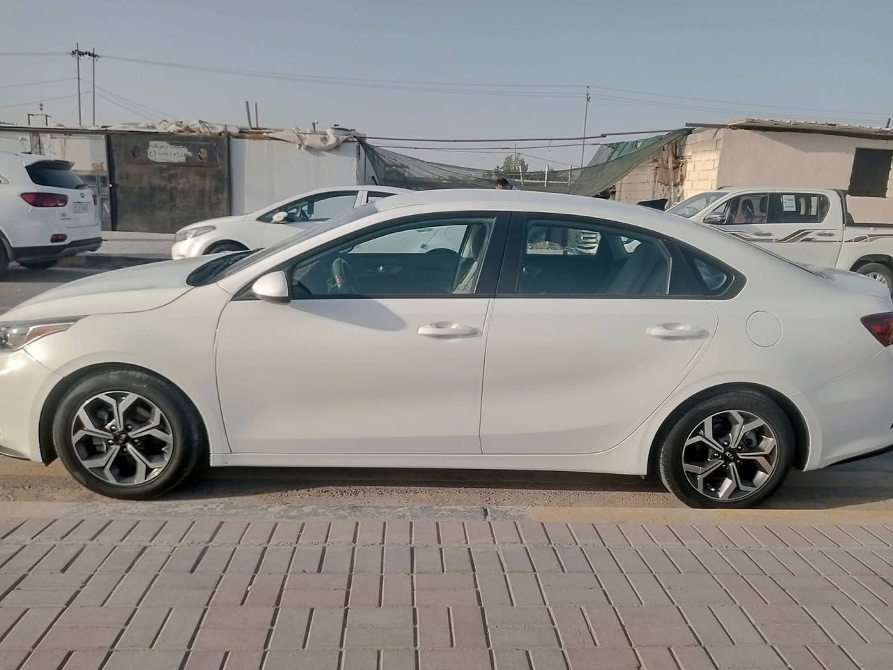 فورتي 20 معوقين باقي سنه ويخلص الحجز ضرر بنيد وبارد جاملغ امامي گير ايتي السعر 130 وبيها مجال  التواصل على هذا الرقم ***********
