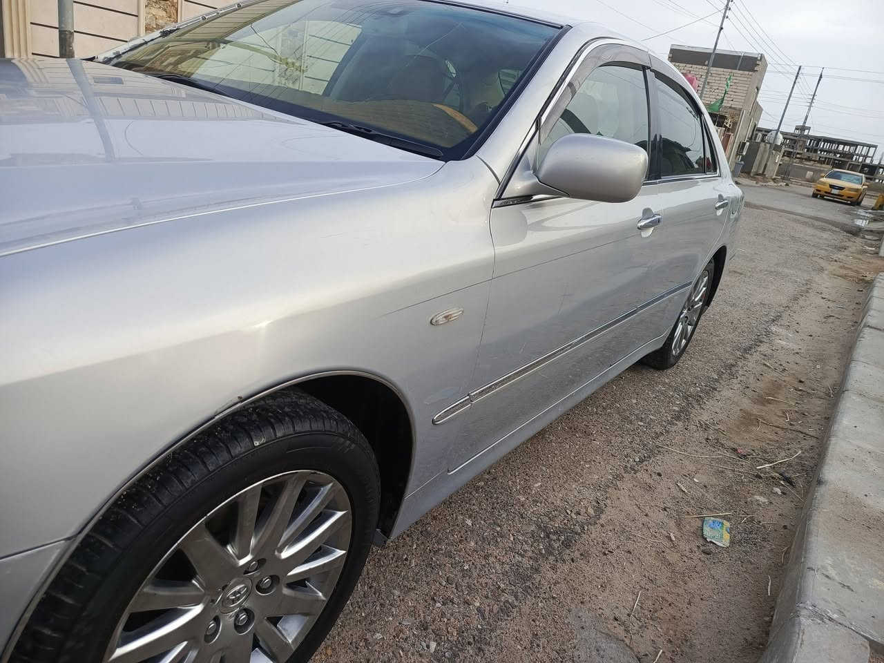 ماجسته دوات دوات موديل 2007 كصة جنطه فول موصفات عدا لفتحه 5 دكم برده خلفيه ثلاجه تبريد خلفي  3 قطع جوبلس شغال كشنات 4 كهربائي ستيرن كهربائي متومه رقم سنويه طبق شاصي
مكينه وكير كفاله حداديه تخم تاير  تبريد تدفئه سياره جاهزه مانقصه شي العنوان ميسان السعر 40 وبيه مجال لشراي ***********
