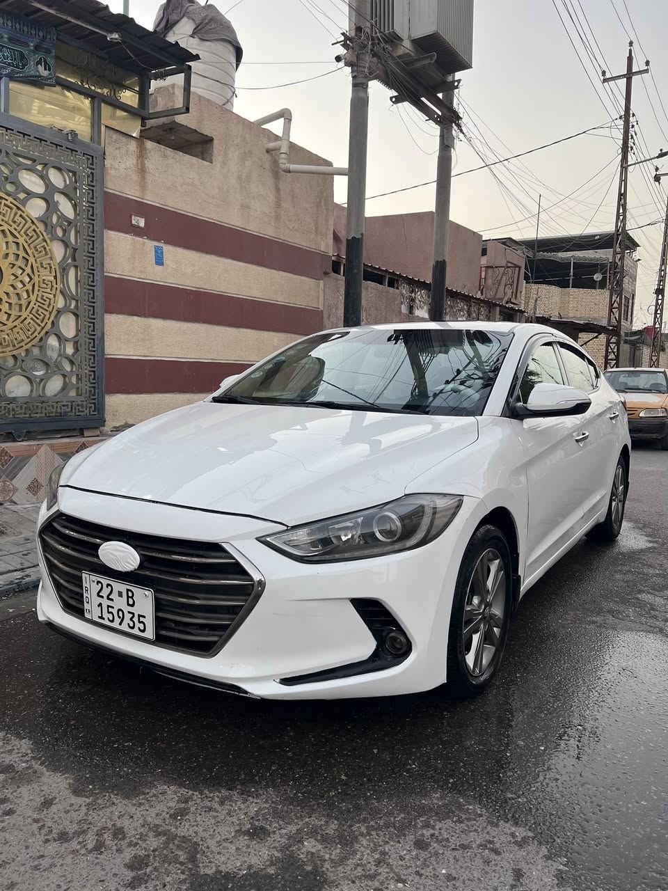 السلام عليكم 
النتره 2017 خليجي 
سياره جازه رقم ربيل تريد تحويل تريد وكاله سنويه 2030 مكينه وكير شرط 1600برقي ما مفتوح بيه بيه كارت وبيه ضربه خفيفه 
سياره نامه حلوه شاشه كامره دواره مكاني بصره القبله تفاصيل كثر خابر وخادم سعر مناسب 135 بيه مجال قليل ***********
