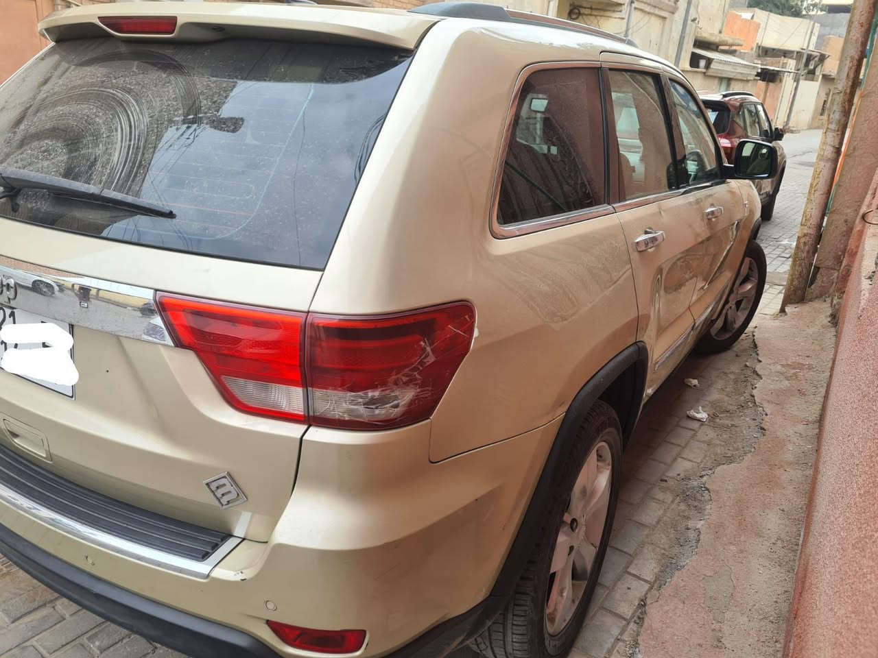 جيب خليجي ومكفول وفول ادوووات
جيب خليجي ٢٠١٢
خلیجي كفاله 
٣٦٠٠
البصرة 
***********
