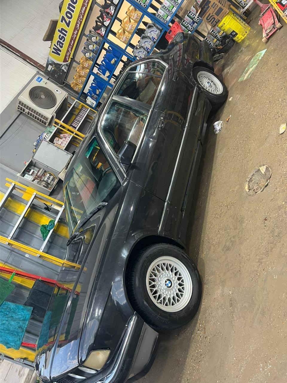 بيم موديل 1990 حجم 735جاهزة من كل النواحي تبريد شغل تخم تاير حداديه جديد السيارة جاهزة السيارة احلى من الصور مكينه مفتوح تحويل تحويل الاتصال علا الرقم *********** السعر 36$ غرفة جديد
