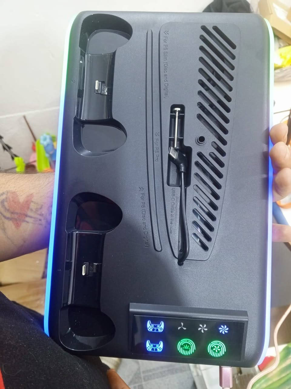 شاحن يدات بلي ستيشن 5 برو وسلم
مع فان والوان rgb السعر 30 الف مع توصيل


**إذا كنت صاحب هذا الإعلان وتريد حذفه لأي سبب، رجاءا أرسل رسالة إلى الدعم الفني**