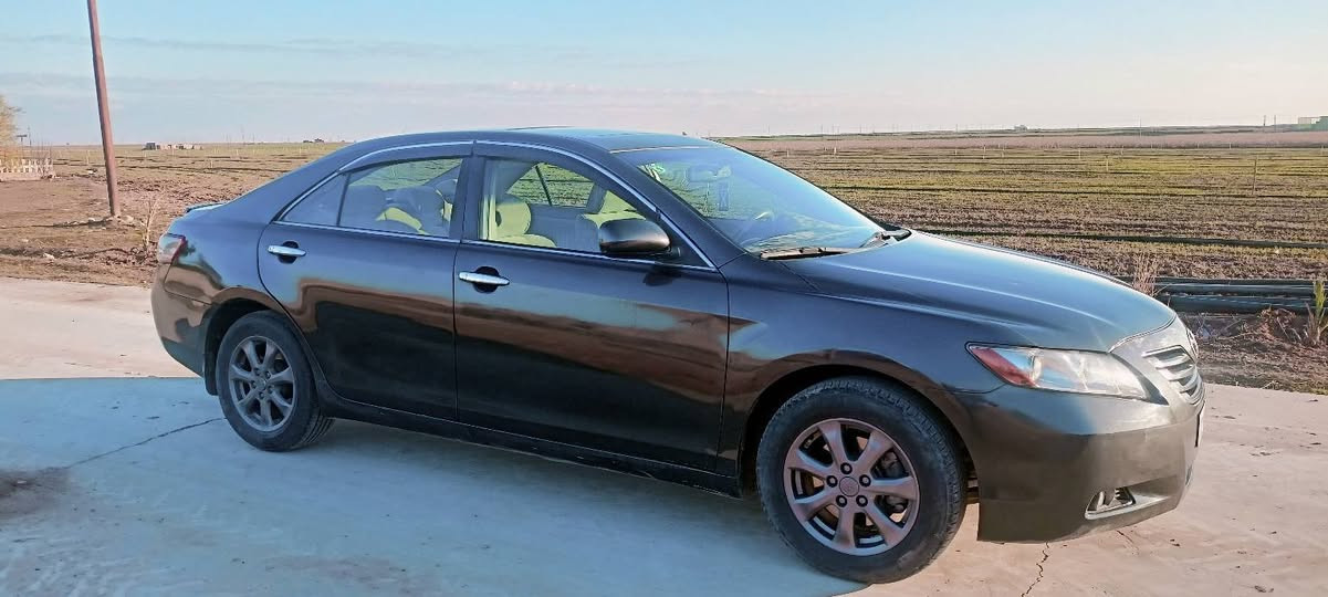 كامري 6سلندر رقم بغداد دولي محرك صدر تايرات كله شرط السياره حزام بيه قطعه وحده بدون  دواخل ليبل واحد السنوية 28 السعر 85 وبيه مجال الاستفسار اكثر اتصال على الرقم ***********
