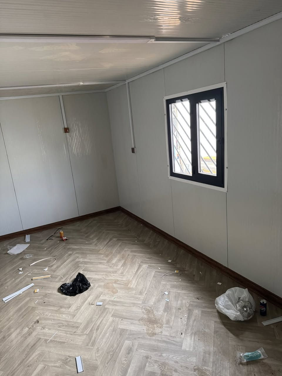 بيع أنواع الكرفانات ولجملونات بقياسات مختلفه للستفسار ***********
