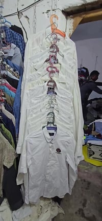 كسر اليوم • تيشيرت قميص بنطلون • الفهود