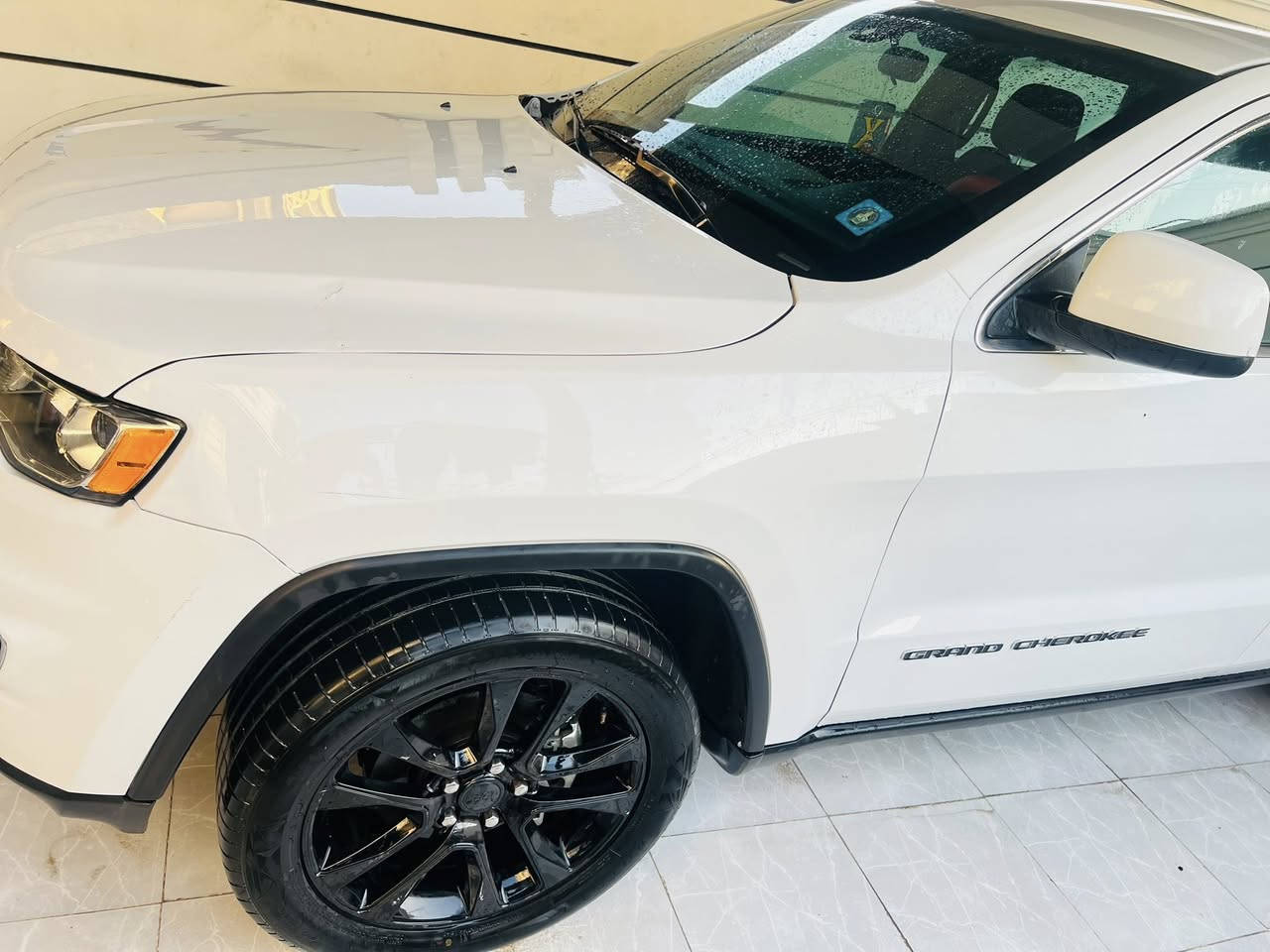 السلام عليكم
Jeep للبيع
موديلا20
المواصفات عدة الفتحه
رادار خلفي
تحديد المسار
توقف ذاتي
ومواصفات اخر
الحادث قطعه وحده
مكينه 6 سلندر
3600
السياره جاهزه من كلشي
حداديه تخم تاير جديد
مكينه وكير مكفول
رقم بغداد
السعر 255
رقم الهاتف. *********** المكان الحله
