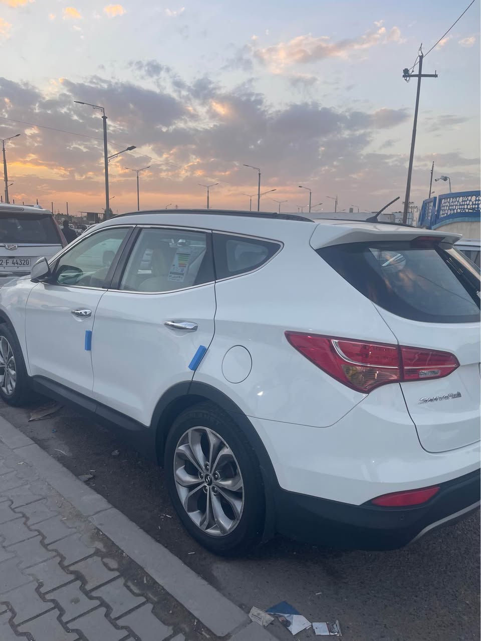 السلام عليكم 
سنتافي مديل 2013
سته سلندر فول مواصفات 
ارباع الجاملغات الاماميه صبغ فقط مكينه كير كفاله 
 رقم بصره تحويل ثاني يوم 
يرهم مراوس
السعر 160
مكاني البصره *********** البصرة, العراق
