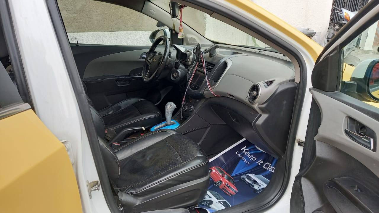 شوفر ليت سونك موديل 2013 تحكم 
استيرن جهتين شاشه كامره جام كهرباء مري كهرباء 

الهاتف ***********   السياره بسمي تحويل ثاني يوم 

مكان مدينه الصدر السعر 64 بيهه مجال
