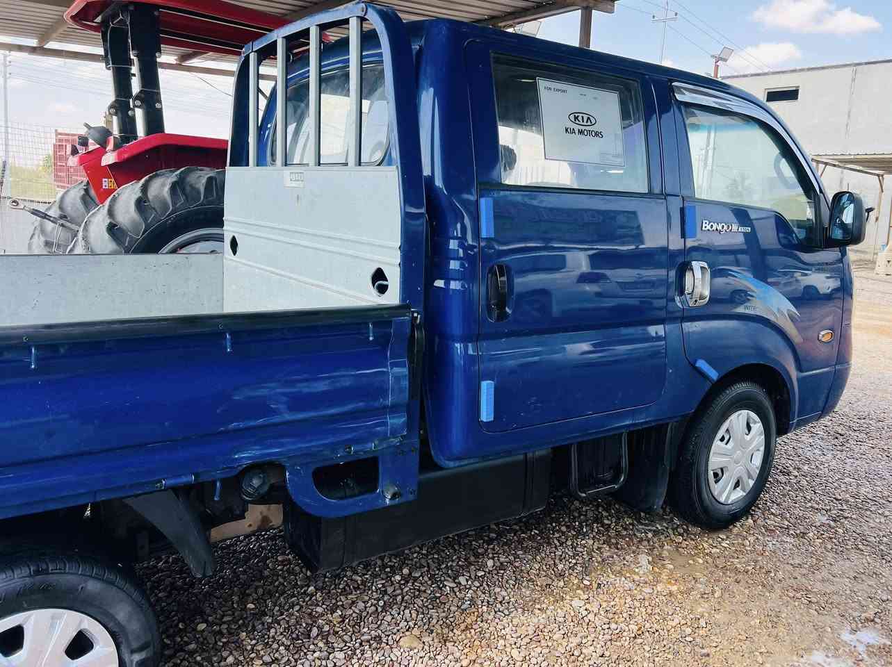 2007 رقم انبار مكينه 3000 قبق ابيض مفتوح محرك جديد تخم تاير شاصي كفاله كشر كفاله لا ضربه ولا صبغ بيها تكشير ومسحوبه كارت والقماره مكشره سنويه ل28 رقم شاصي واضح ومابيه اي نقص  4 جام كهرباء هيترات كشن ومرايه دوشمه فول كهربائيات كلها بلاديه مكاني فلوجه السعر 95
***********////***********
