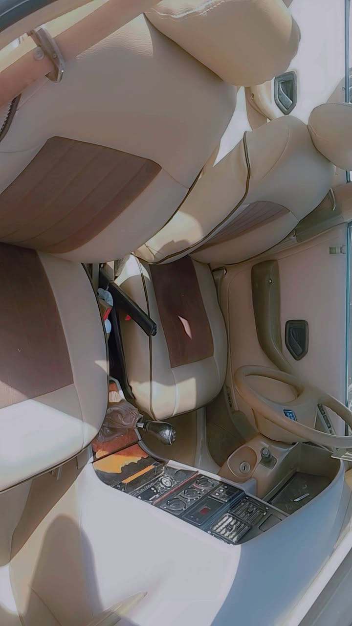 بيجو 405
موديل 2009 كفاله عامه فقط سمكره هلالات السياره جاهزه 
حداديه امامي خلفي كهربائيات محركه كير خير من الله دوشمه جديده
عليها غرامه40الف السنويه صاقطه مشروع وطني مداور ثاني يوم السعر 34 وبيها مجال 
مكاني السدير ـــــــــــ الملاحه
***********
