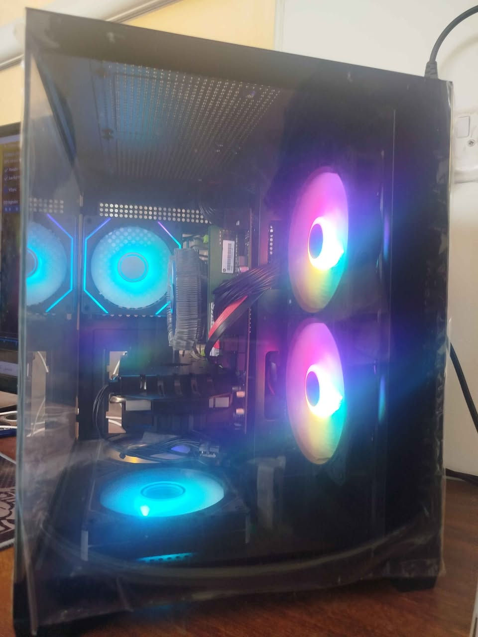 Motherboard x99  
INTEL XEON E5 2630V4                                           
RAM DDR4 16 GB  Speed Samsung 
POWER SUPPLY 550 WATTS  New
 GRAPHICS CARD  RX580 8GB                          ssd 120 gb new  hhd  1T  
CASE  rgb PC 5 FUN New
COOLER Stock
نرخ 465 هزار أربيل, العراق


**إذا كنت صاحب هذا الإعلان وتريد حذفه لأي سبب، رجاءا أرسل رسالة إلى الدعم الفني**