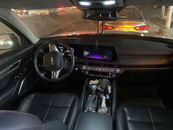 سلام عليكم للبيع فقط 

كيا تلورايد2024 فول مواصفات 1/1
رقم بغداد
مكينه 6 سلندر  كفاله عامه 

مواصفات :-بصمه
 -سلايد
-كشنات جلد وكهرباء وتدفئة وتبريد -
هيتر ستيرن 
كاميرا دواره
 -تبريد منفصل مركزي ثلاث قطع
 -كشنات منفصل سياحي 7 راكب -
5 انظمه قياده -شاحن لاسلكي -
جنطه كهرباء -
ويل كب كروم 
اشاير مري وشفط-
حساس خلفي-
فور ويل
اوتو ستوب -
اوتو هولد
 -سايد بريك بصمه -
تشغيل عن بعد
ماشيه ٣٢ ألف ميل 
الحادث
بارد في الحافة الأمامية للبنيد 
وبارد في چاملغ الأيسر
بدون إيرباگ
السعر 340$ورقة
رقم التلفون:***********
