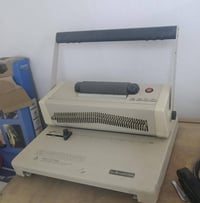 اغراض معهد للبيع تواصل ع رقم 07821647237
