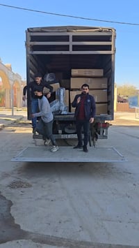 مخازن ريان • كركوك طريق الحولي • داخل المعارض