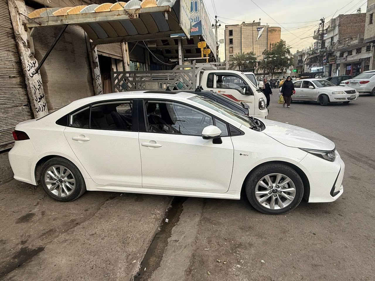 كورلا موديل 24 تجميع صيني ماشيه 17 ألف فول بصمه جلد سلايت بغداد بسمي تحويل ثاني يوم بيها اربع أصابع حافه باب السايق السعر 151 قرب شارع حيفا التواصل رقم(***********]
