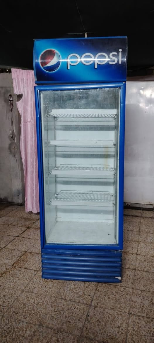 عارضات عموديه شرط شغل وتبريد نضيف جدا شراي يتصل *********** موجود وتساب البصرة, العراق
