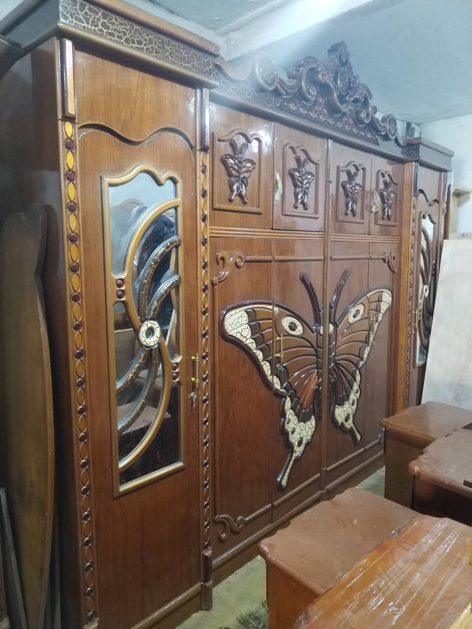 غرفه نجار نرماده شريط طابقين سعر750تصال***********واتساب ناصريه مركز
