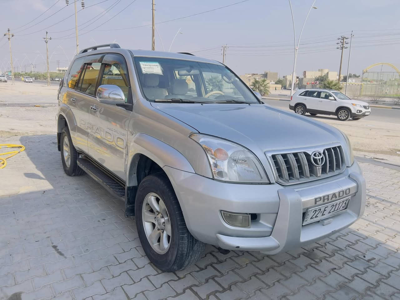 يالله السلام عليكم للبيع تيوتا برادو موديل 2007 رقم أربيل

فول موصفات فوريل تبريد 3 قطع فتحة شاشه كامره 7 راكب 

مكينه 4 سلندر كير تماتيك تخم تايرات حداده 100 100‎ %‎

كهربائيات كلها شغله ما نقصها شي جاهزه سياره من كلشي 

بيها مكانين بارد جدا بسيط و الباب لايمن الخلفي مبدل 

سياره مكفوله من صبغ والباقي كله ع بلاد 

السعر 155 ورقه وبيها مجال 

العنوان البصره الزبير 

رقم الهاتف ***********
