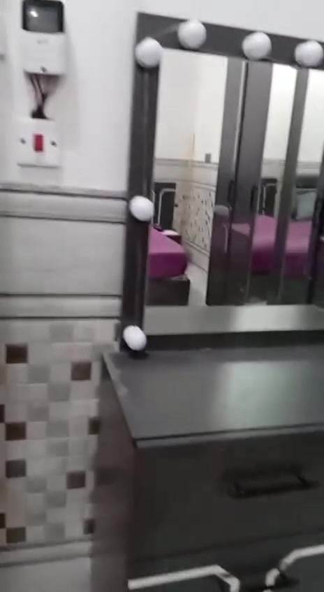 سلام عليكم غرتين جديدات سعر زغيره 4وبيه مجال الثانيه الجبيره 650


**إذا كنت صاحب هذا الإعلان وتريد حذفه لأي سبب، رجاءا أرسل رسالة إلى الدعم الفني**