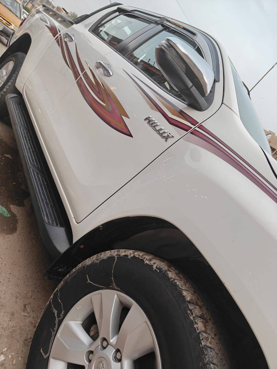 السلام عليكم ورحمة الله وبركاته
بيكب هايلوكس عالي رباعي اوتوماتيك
موديل 2018
ساز  رقم قادسية الجديد بأسمي
تحويل بأي محافظة بالعراق
مكان السيارة بغداد
ماشية تقريبا 133
السعر 260 وبيها مجال مال بيع
عندي شغلة ضرورية وجاي ابيع الشراي ما اقصر وياه
السيارة حلوة وجديدة وبيها اضافات هواي كلفتني
والعافية عل ياخذها بصمة + 3 كامرات امامية وخلفية وكامرة حوادث
***********
السونار مرفق
شغلة مهمة الملاحظات الي بالسونار تم صيانتها
السونار اني سويته وترايها مال زيرو
مشدود الها شاشة و3 كامرات
وبصمة السيارة
البنيد واكعة عليه رصاصة
