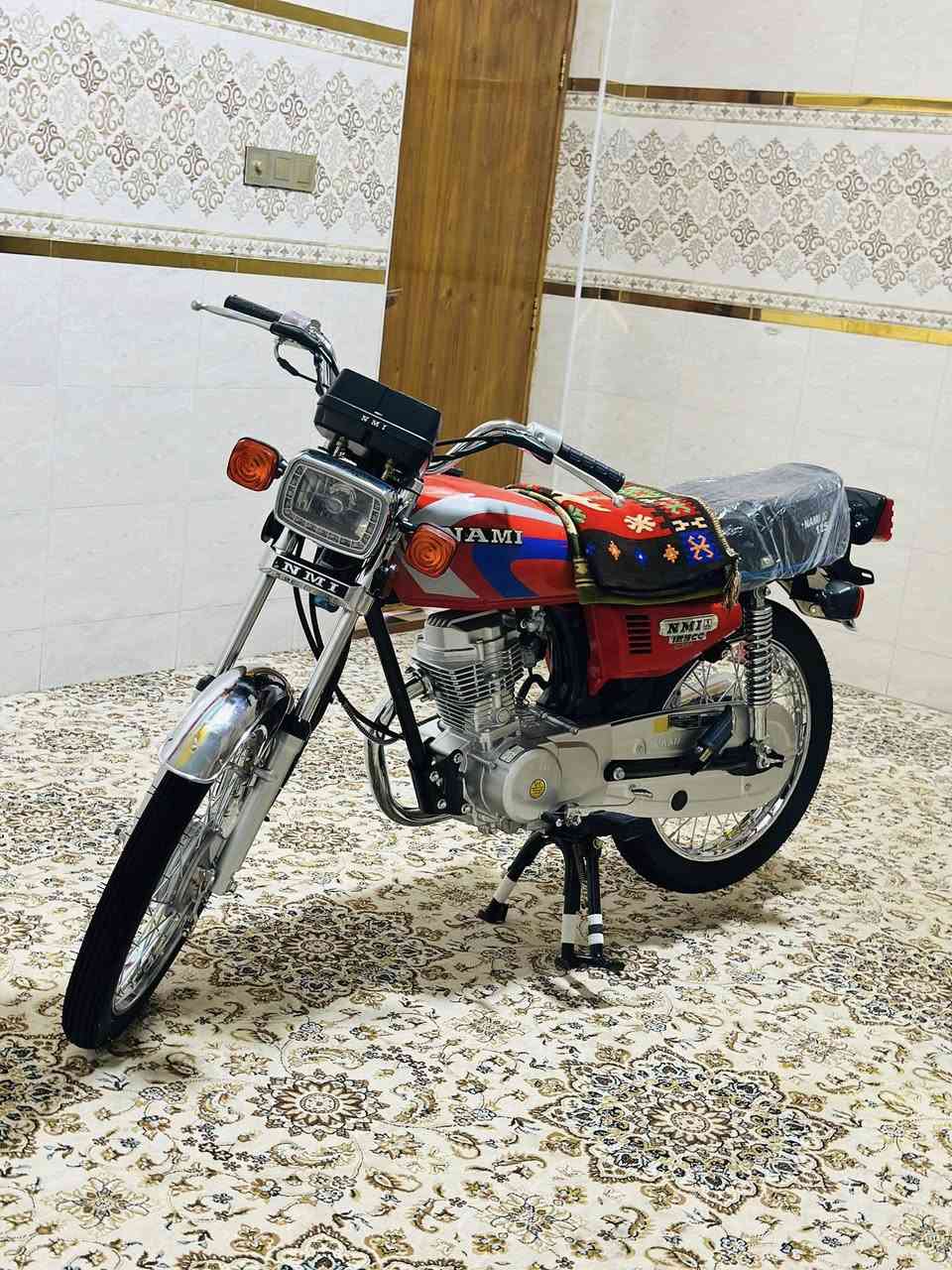 السلام عليكم دراجه نامه وكيل اوراق اسكنر دراجه جديده صارلها شهر من طالعه من الوكيل 
للاستفسار الخاص مفتوح 
***********
