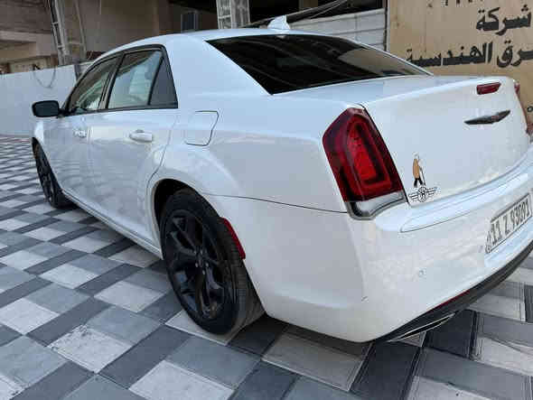 فول 1/1 2023 S - صور الحادث موضحة بالصور 
ماشية 43 الف ميل. حادث امريكا فقط جملغ وشوية صندوق 
سيارة جديدة جدا. مكاني المنصور 
تواصل ***********
السعر 34000$
