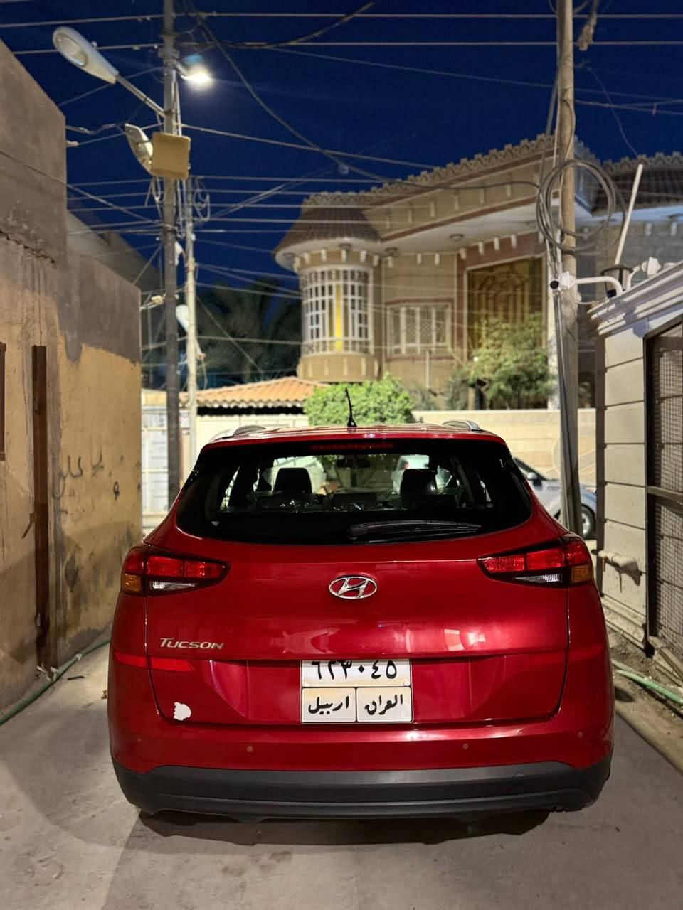 السلام عليكم توسان لون مميز 2020  خليجي رقم اربيل تريد وكاله او تحويل بعده ما منتهيه سنويه  مكينه دوش 2000 ماشيه 78 مكاني بصره رقم ***********  سعره 175 بيه مجال قليل
