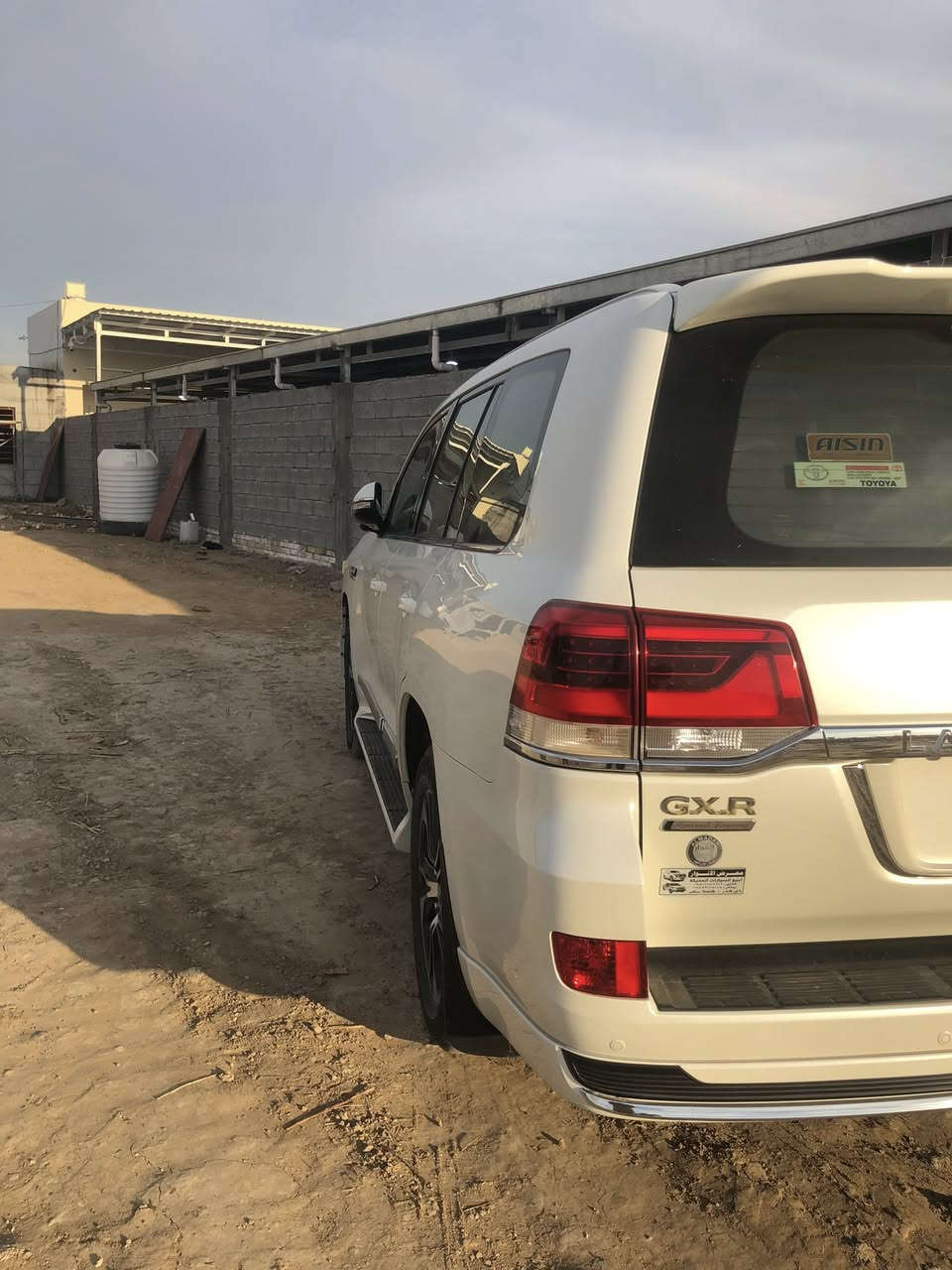 لاندكروز للبيع مديل 21محرك 8
***********
