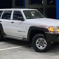 نیسان باترول GL 2010 فور ويل  محرك 4.8 كير عادي كشن جلد جام عادي  مكفو...