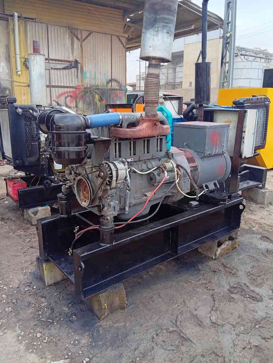 دويز 4 بستم نوزل رفيع حديث توليد لوري سومر 50 كيفي حديث فول اوتو برودكشن إطفاء وتشغيل وحماية شاصي عالي خزان وقود  طبكه بلادي كفالة عامه بسعر 36 ورقة المكان واسط صويره معمل سيف البيضاني للمولدات الحى الصناعي شارع المطحنه ***********
