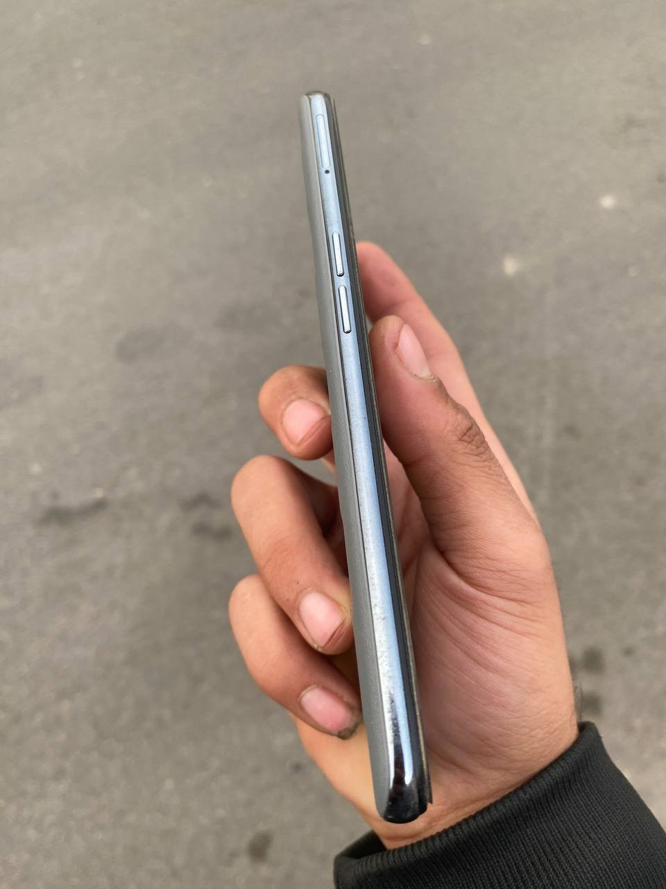 سلام عليكم شباب ريلمي جيتي ماستر ادشن التلفون حيل نضيف مابيه شي كله مكفول كامرات معالج الجهاز حيل قوي ذاكره 128 غراضه كامله شحنه وكفر وكارتونه مكاني الكاضميه سعره 200 بي مجال بصيط رقمي ***********
