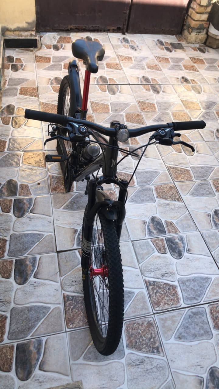 السلام عليكم من رخصت مدير الكروب المحترم خوان هاذه البايسكل الياباني حجم 26 جديل كله البارحه خذيته من الصدريه 160 وهسه اريد ابيعه سعره 160 وبيء مجال شيء بسيط الاستفسار ***********
