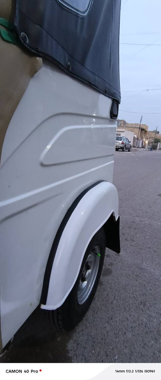 السلام عليكم 22 للبيع بيها بارد بالصفحه وبيها دوس المكان الحسينيه مال الراشديه تواصل ***********
